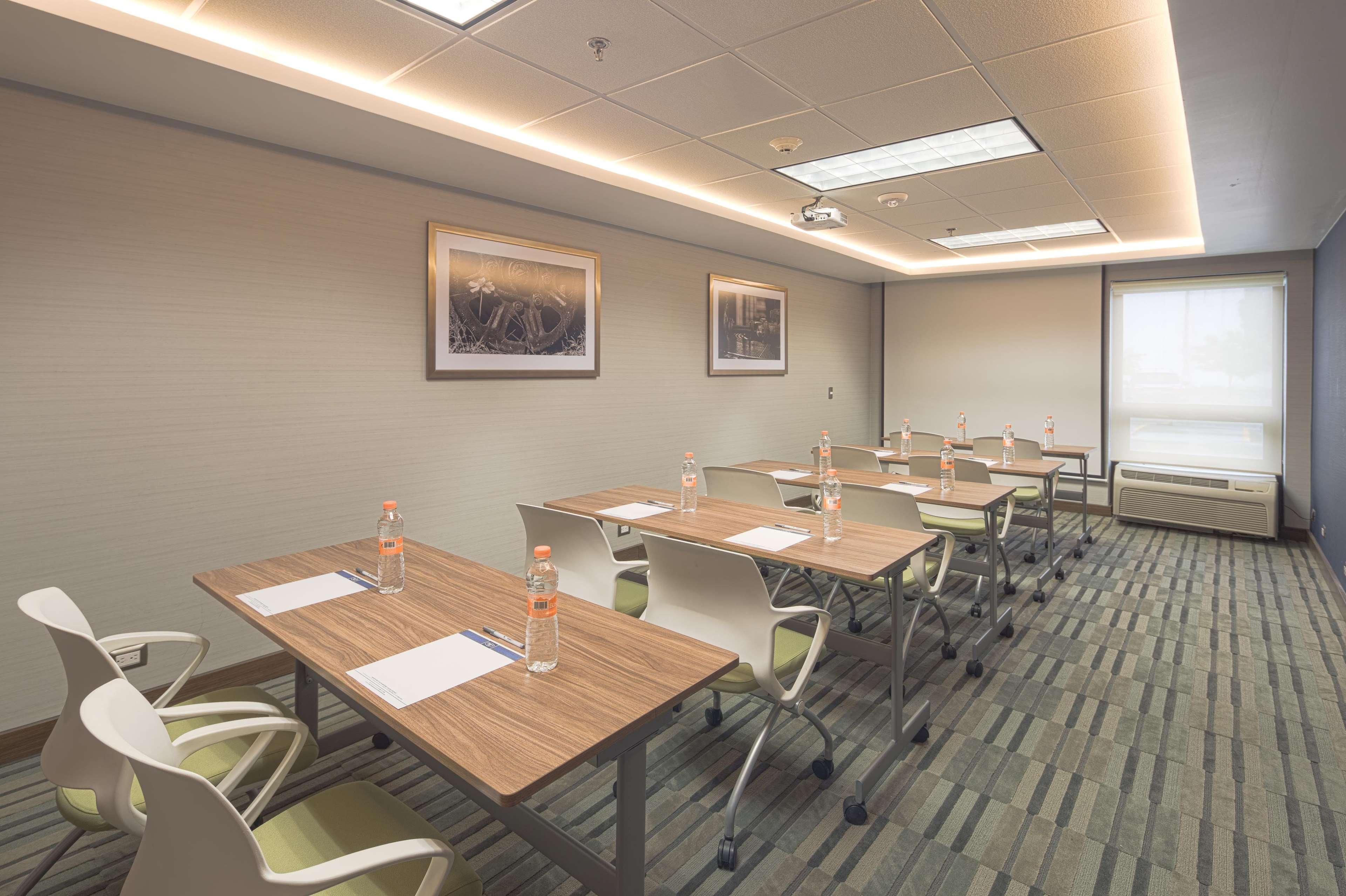 Hampton By Hilton Monterrey Galerias Obispado Exterior foto