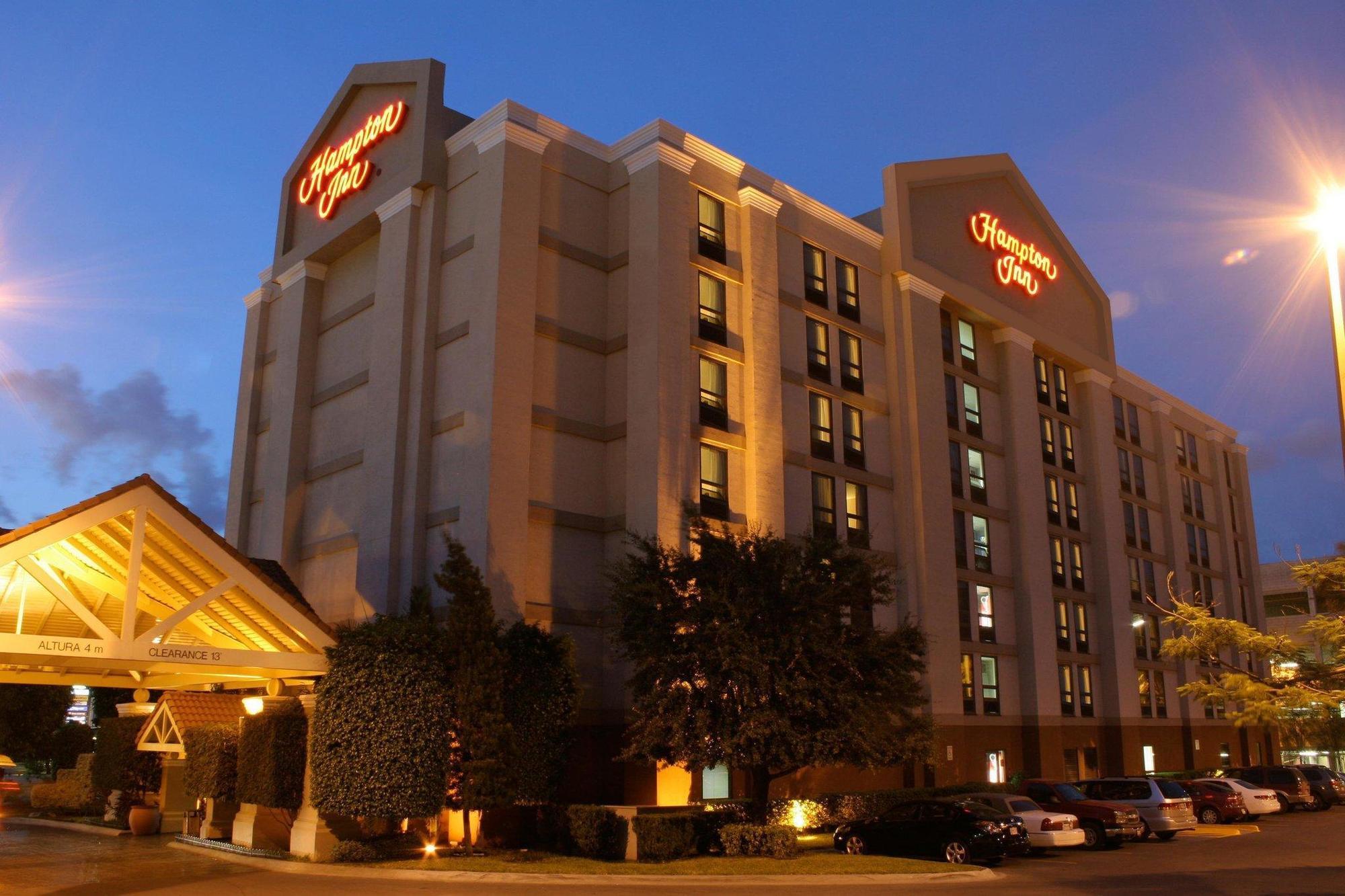 Hampton By Hilton Monterrey Galerias Obispado Exterior foto